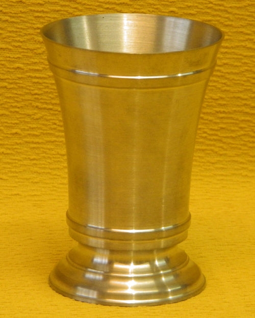 Zinnbecher glatt