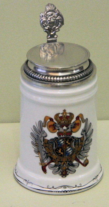 Porzellankrug Wappen