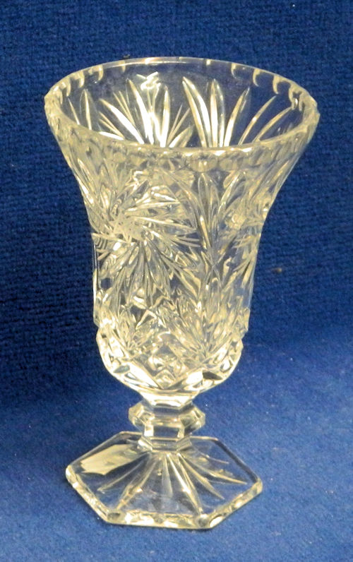 Vase Pokalform