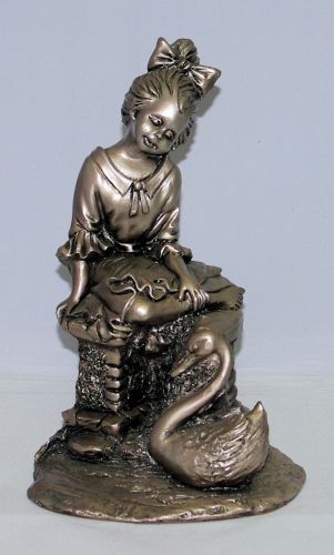 Figur Mädchen mit Schwan