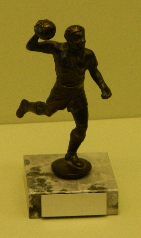 Bronzefigur Handballer