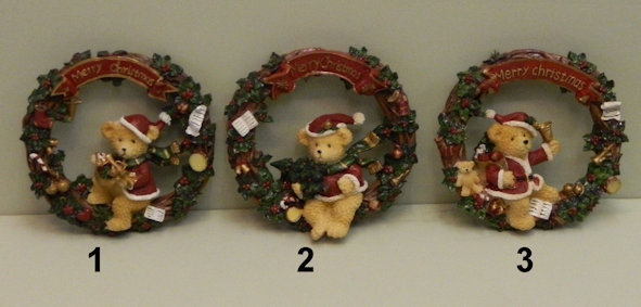 Weihnachtskranz mit Bär