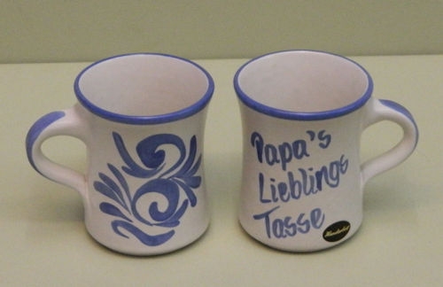 Tasse aus Steingut