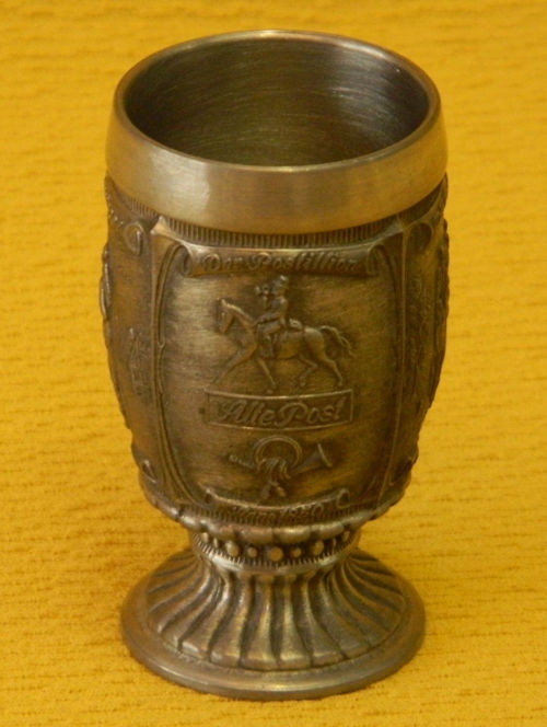 Schnapsbecher